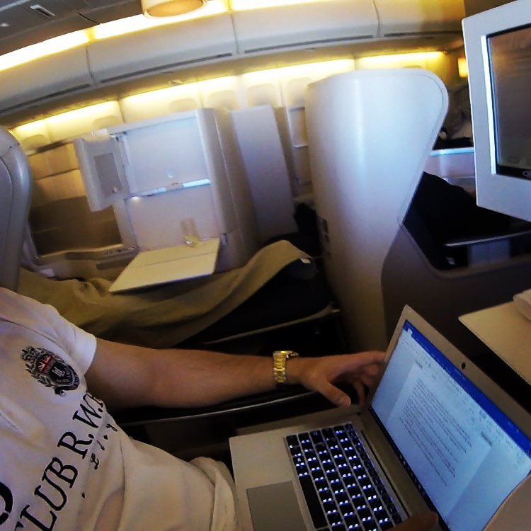Blogging On An Airplane